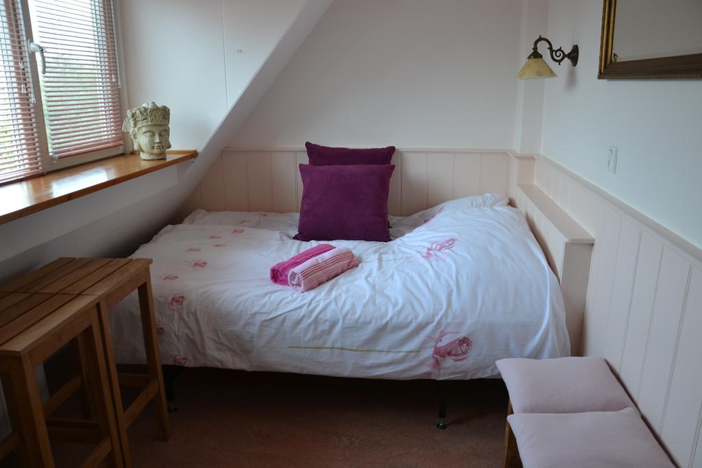 B&B Macbed Checkin-Time 1700-1800 Or Request Before You Book Alkmaar Room photo